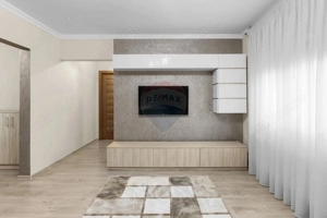 Apartament modern, de închiriat, 3 camere – Micălaca, parcare proprie