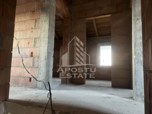 Casa individuala la rosu, teren 700mp, Giarmata - imagine 10