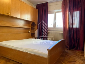 Apartament cu 4 camere, 2 bai în Piața Unirii, Timișoara - imagine 8