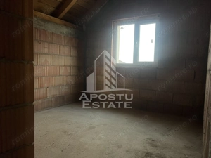 Casa individuala la rosu, teren 700mp, Giarmata - imagine 9