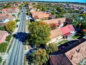 Casă cu potențial, teren generos, poziție bună, în Pișchia - imagine 7