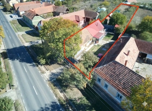 Casă cu potențial, teren generos, poziție bună, în Pișchia - imagine 8