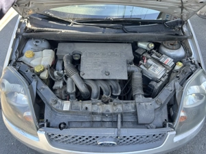 Vand Ford Fiesta 1.4 benzină 2008 - imagine 7