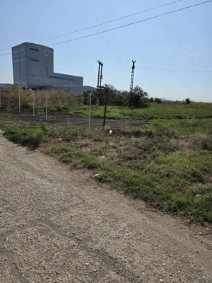 Teren intravilan in Crevedia cu utilitati 2000mp - imagine 5 Teren intravilan in Crevedia cu utilitati 2000mp - imagine 5