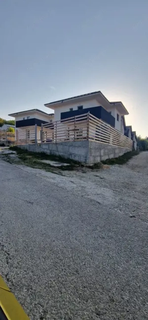 Casa Stefanesti Valea Mare - imagine 3