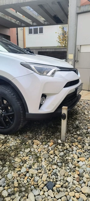 Toyota Rav4 Hybrid 2018 - imagine 5