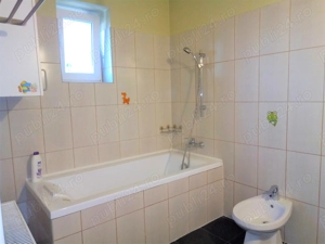 Proprietar, ofer spre închiriere casă cu etaj în Calea Lipovei  - imagine 7