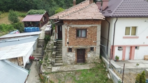 Casă de vânzare în Curtea de Argeș.