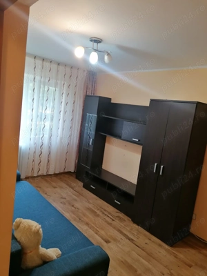 Apartament cu 2 camere, strada Varnav - Scoala 7 - imagine 4