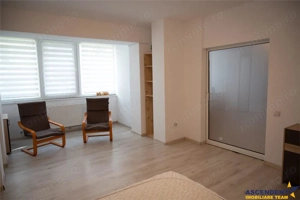 Apartament la casa, curte si acces propriu, loc parcare, Parcul Central, Brasov - imagine 5