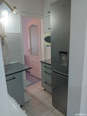 închiriez 2 camere, zona piata centrala - imagine 5