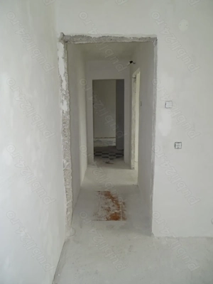 Apartament DECOMANDAT suprafata mare 65 mp de renovat - imagine 8