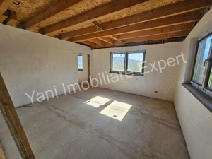 Casă de vacanță de vânzare în comuna Corbi, sat Poienarei, județ Argeș. - imagine 5