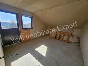 Casă de vacanță de vânzare în comuna Corbi, sat Poienarei, județ Argeș. - imagine 9