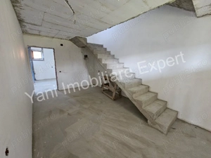 Casă de vacanță de vânzare în comuna Corbi, sat Poienarei, județ Argeș. - imagine 7