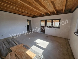 Casă de vacanță de vânzare în comuna Corbi, sat Poienarei, județ Argeș. - imagine 6