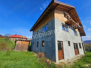 Casă de vacanță de vânzare în comuna Corbi, sat Poienarei, județ Argeș. - imagine 14