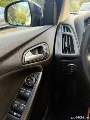 vand ford focus - imagine 4
