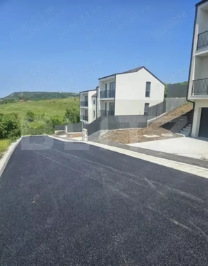 Casă nouă 4 camere | 130 m² utili + garaj | Teren 355 m²  - imagine 3