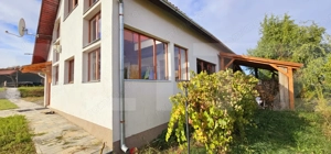 Casă de vanzare, sub pădure, într-un cadru natural deosebit – Sâncraiu - imagine 2