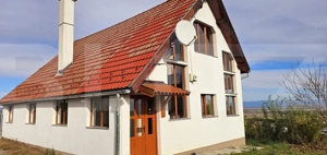 Casă de vanzare, sub pădure, într-un cadru natural deosebit – Sâncraiu