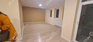 Spatiu comercial de 2 camere cu 2 bai 3 locuri de parcare zona Lazaret - imagine 2