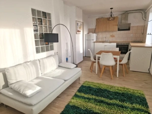 Apartament 3 camere, 67 mp, zona Iuliu Maniu - imagine 3 Apartament 3 camere, 67 mp, zona Iuliu Maniu - imagine 3