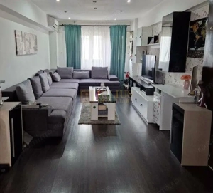 decomandat, 3 camere în zona Complex Studentesc