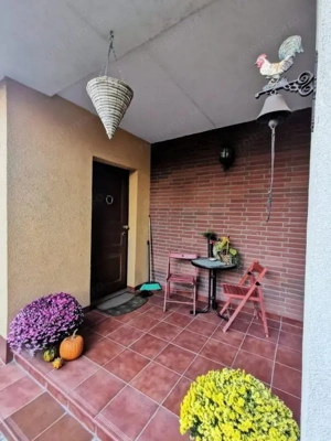 Casă spațioasă și elegantă în Dămăroaia- Jiului- Izbiceni- Comision 0% - imagine 5 Casă spațioasă și elegantă în Dămăroaia- Jiului- Izbiceni- Comision 0% - imagine 5