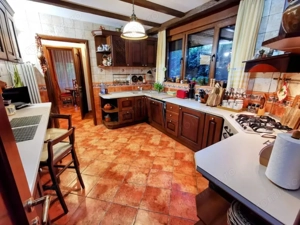 Casă spațioasă și elegantă în Dămăroaia- Jiului- Izbiceni- Comision 0% - imagine 11 Casă spațioasă și elegantă în Dămăroaia- Jiului- Izbiceni- Comision 0% - imagine 11