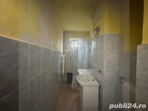 2 camere Moinesti 49 mp Militari ( necesita renovare ) - imagine 3