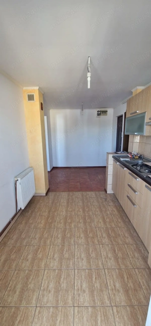 Apartament decomandat 2 camere, complet renovat - imagine 2