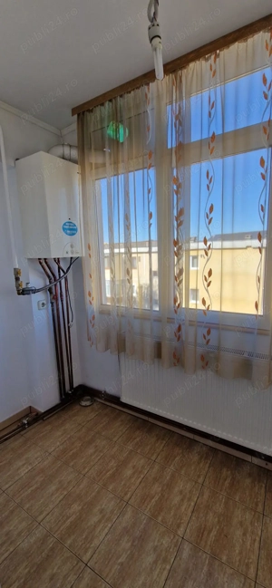 Apartament decomandat 2 camere, complet renovat - imagine 3