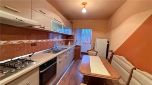 Apartament 3 camere, zona Republicii