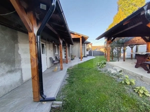 Casa cu 3 camere,baie, bucatarie,anexe.pivniță teren 800 mp - imagine 7