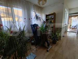 Casa cu 3 camere,baie, bucatarie,anexe.pivniță teren 800 mp - imagine 12