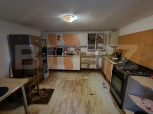 Casa cu 3 camere,baie, bucatarie,anexe.pivniță teren 800 mp - imagine 9