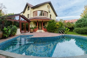 Vilă individuală cu piscină, garaj dublu • teren 766 mp • Popești-Leordeni