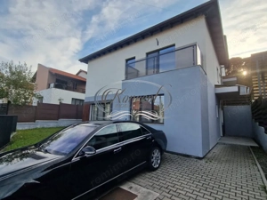 Casa de tip duplex la cheie pe strada Campului - imagine 2