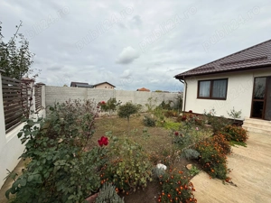 Casa pe parter Clinceni , str Ortansei , teren 640 mp. - imagine 4