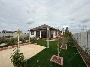 Casa pe parter Clinceni , str Ortansei , teren 640 mp. - imagine 5