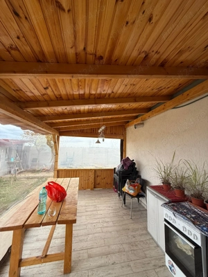 Casa pe parter Clinceni , str Ortansei , teren 640 mp. - imagine 11