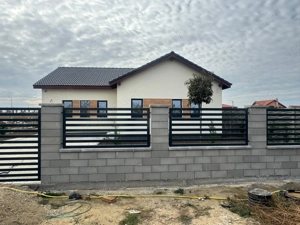 Casă individuală pe parter   Moșnița Nouă | Toate utilitățile | Comision 0%