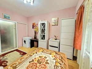 Camera Moderna Bloc Camin Zona Port  - imagine 5