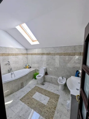 Resedintă de lux în Bucium cu teren generos – finisaje premium - imagine 9