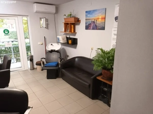 De vanzare spațiu comercial la parterul blocului.