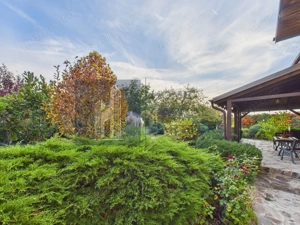 VILĂ INDIVIDUALĂ | CURTE AMENAJATĂ | PROSUMATOR 8 kW - imagine 5