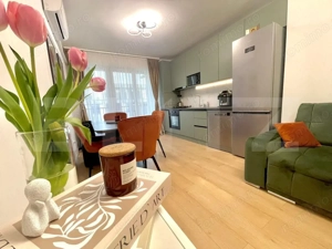 Apartament modern, 3 camere, 2 bai, zona Poligon