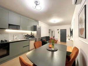 Apartament modern, 3 camere, 2 bai, zona Poligon - imagine 2