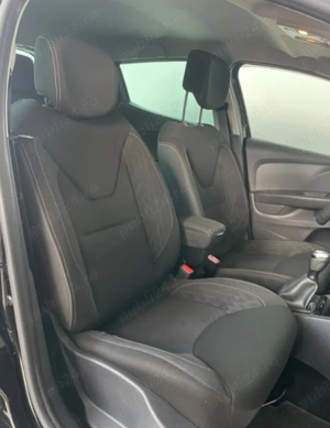 Renault Clio (Energy) TCe 90 Start & Stop INTENS - imagine 16 Renault Clio (Energy) TCe 90 Start & Stop INTENS - imagine 16